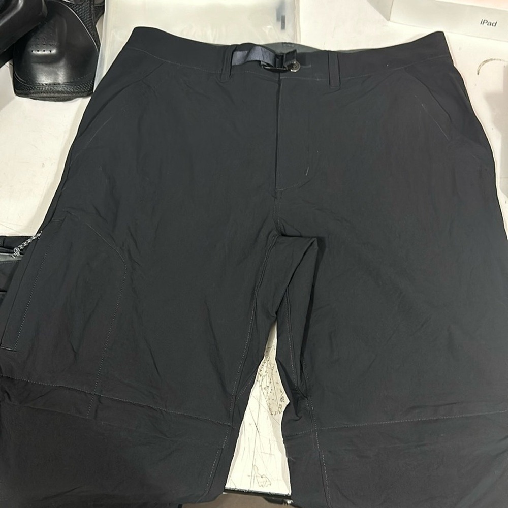 Patagonia‎ Men's Stonycroft Convertible Pants Black NWT Size 35 x Inseam 32 - Picture 2 of 7